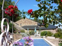 https://yoga-montpellier.com/files/gimgs/107_la-piscine.jpg